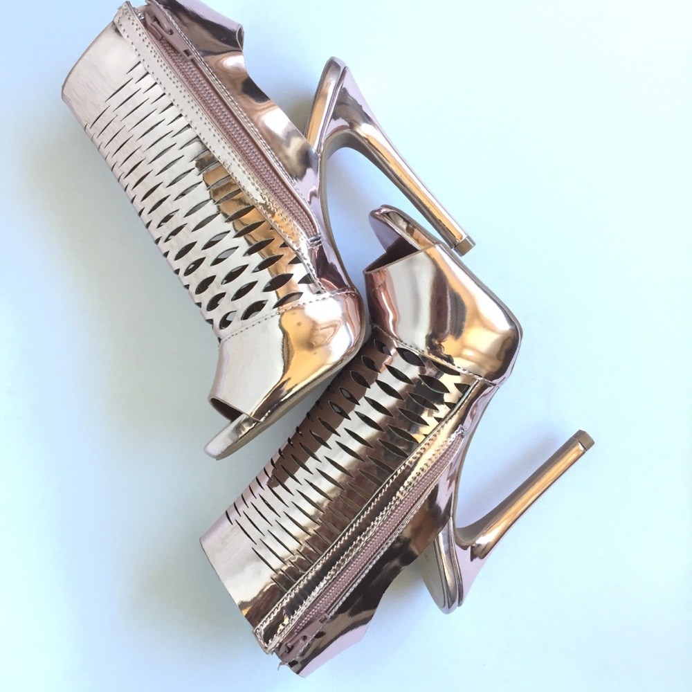 Women’s Posh Laser-Cut High Heels